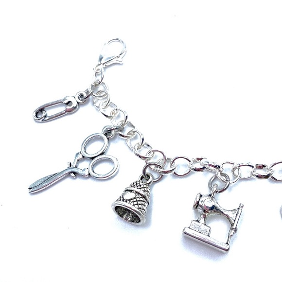 Quilting Charm Bracelet - Picture 4 of 8